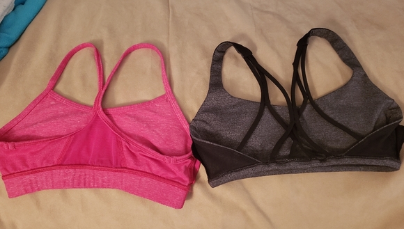 ●SOLD ON MERC●☆2 lulu bras☆ Size 2 VGUC - Picture 11 of 12